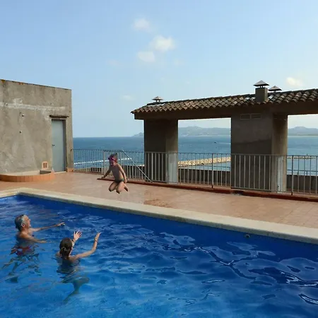 Holiday home In Spain With Beachfront & Pool Access *