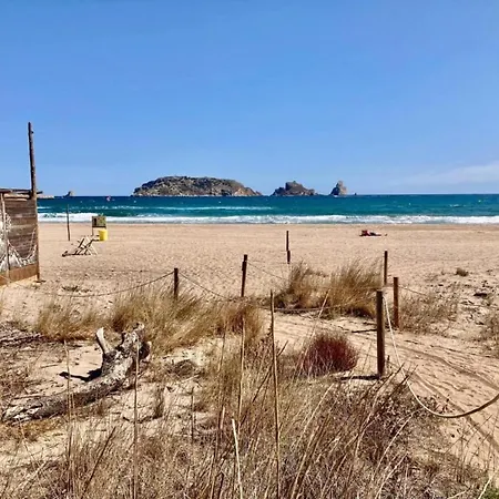 Holiday home In Spain With Beachfront & Pool Access *